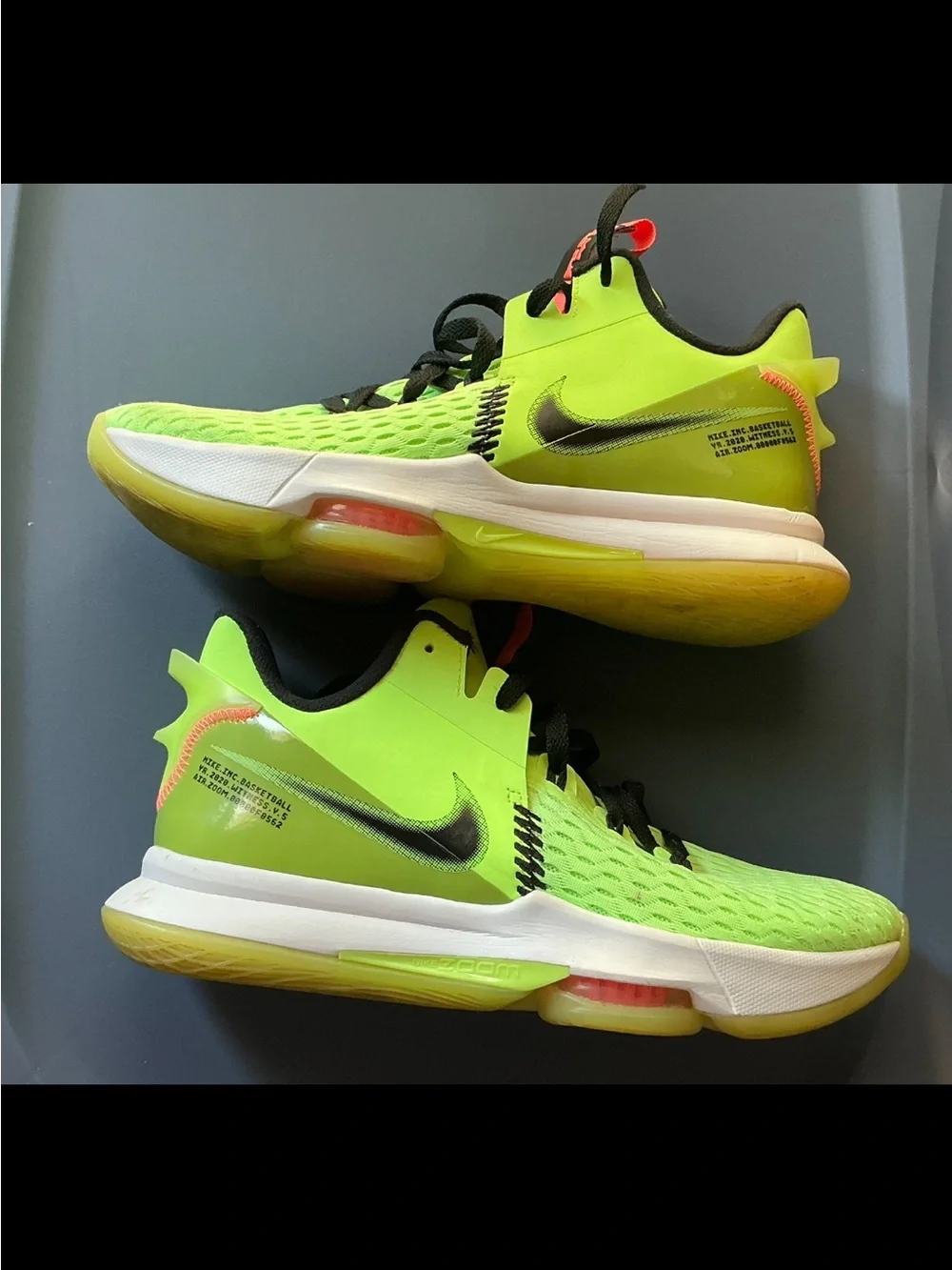 Nike LeBron Witness 5 Neon Volt Basketball Shoes Men’s Size 11.5